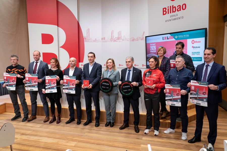Presentación oficial en el Ayuntamiento de Bilbao de la segunda edición del 10K INTERNACIONAL DE BILBAO-RURAL KUTXA