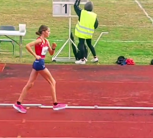 LA AD MARATHON, REPRESENTADA EN LA JORNADA DE MENORES DE MARCHA, SALTOS Y LANZAMIENTOS DE MÓSTOLES
