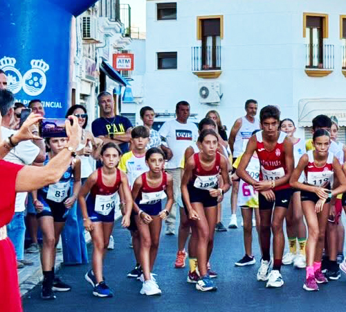 CARMEN URBANEJA Y SU HIJA CARLA MARTÍNEZ, PODIOS EN LA VII SUMMER NIGHT CAUTIVO DE ALJARAQUE 
