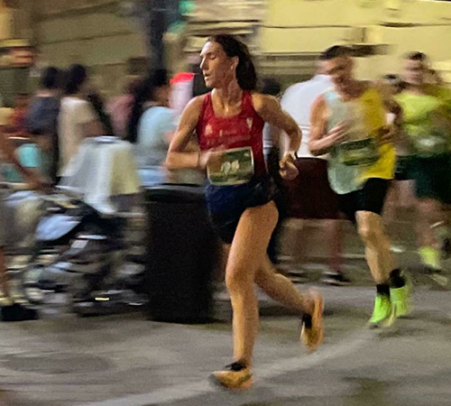 CARMEN URBANEJA SUBE AL PODIO EN SU CATEGORÍA EN  UNA 10K NOCTURNA INTERNACIONAL DE ALBACETE  CON MÁS 'MARATHONIANOS' EN ACCIÓN