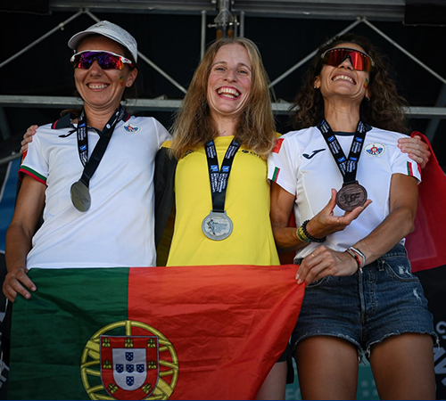 CHARLOTTE COTTON SUBE AL PODIO EN LA SUBIDA VERTICAL DE LOS MASTERS SKYRUNNING WORLD CHAMPIONSHIPS