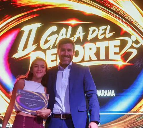 RECONOCIMIENTO PARA LA MARCHADORA IRENE CASAS EN LA II GALA DEL DEPORTE DE PARACUELLOS DE JARAMA