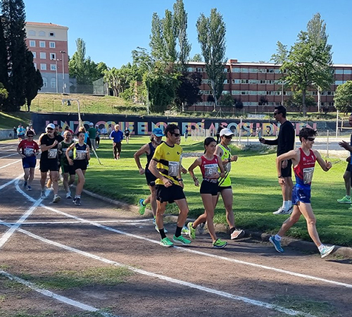 LA AGRUPACIÓN DEPORTIVA MARATHON NO FALTA A SU CITA CON LA PISTA DE CENIZA Y EL MEMORIAL DE ATLETISMO MIGUEL DE LA QUADRA-SALCEDO