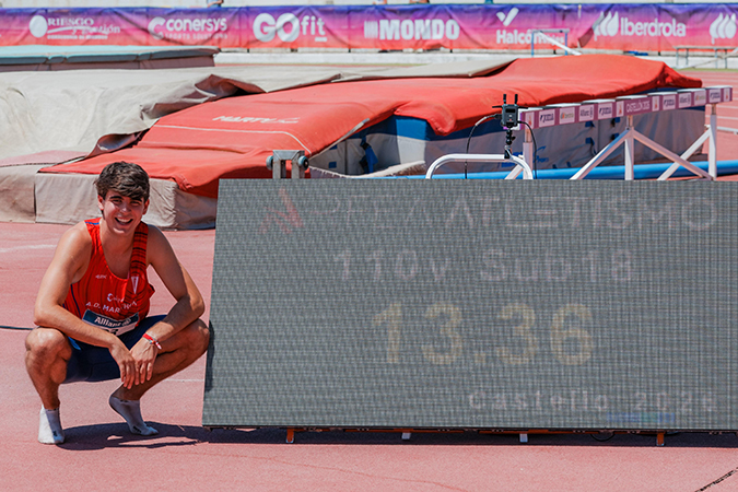 NICOLÁS CEBALLOS, CAMPEÓN DE ESPAÑA DE LOS 110 METROS VALLAS CON RÉCORD NACIONAL SUB-18
