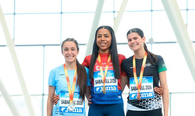 NAIALA PEDRO, MEDALLA DE ORO EN LOS 200 M DE LOS CAMPEONATOS DE ESPAÑA SHORT TRACK SUB-20 Y PLUSMARQUISTA DEL CLUB POR PARTIDA TRIPLE 