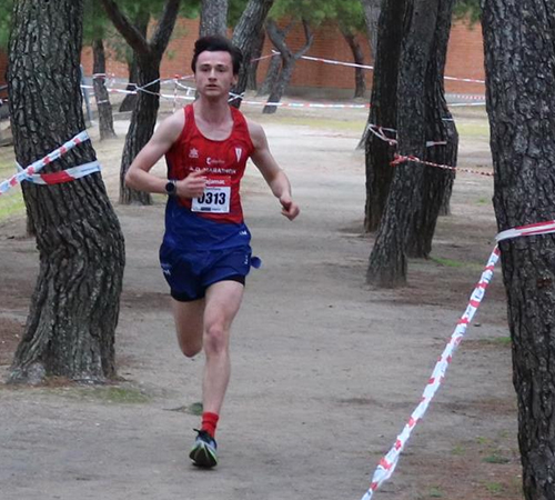 PODIOS DE WIKTOR MARTÍN WALAS Y ALICIA MERINO, EN EL CROSS TAJAMAR; DIEGO HERNANDO, EN LA CARRERA NAVARROSA; Y VIRGILIO ESCUDERO, EN ARGANDA DEL REY