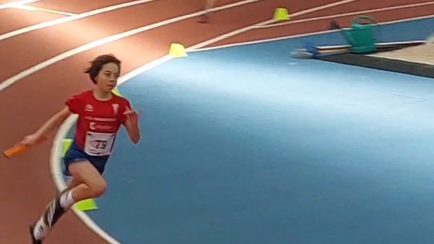 LAS CHICAS DE LA AGRUPACIÓN DEPORTIVA MARATHON, SEXTAS EN EL CAMPEONATO DE MADRID SUB-12 DE CLUBES EN PISTA CUBIERTA 