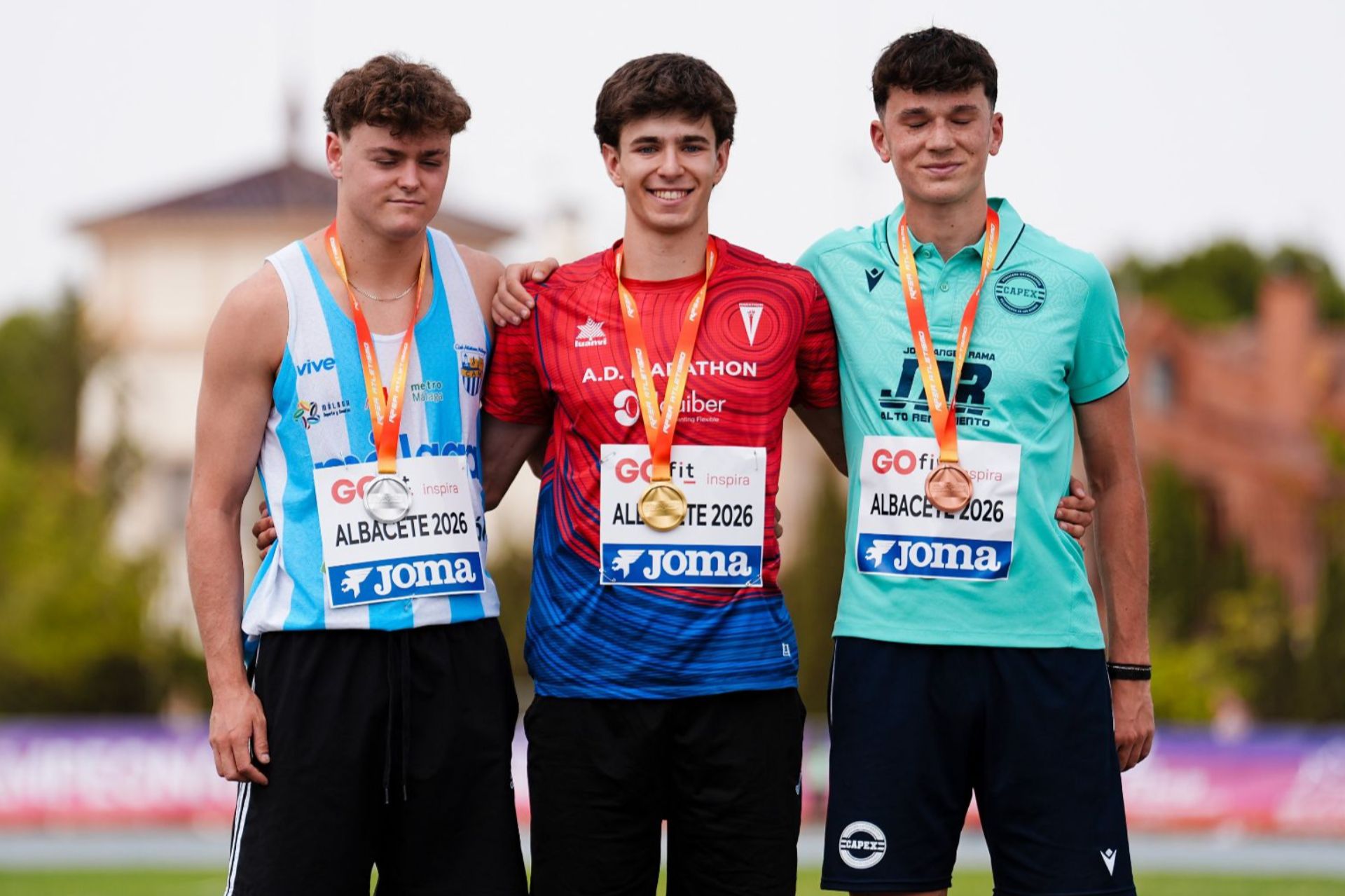 PABLO ROJO, CAMPEÓN DE ESPAÑA SUB-20 DE LOS 400 M,LÍDER DEL RANKING NACIONAL  Y MÍNIMA PARA OREGON