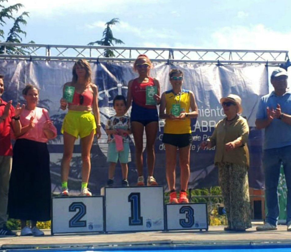 PODIOS FEMENINO Y VETERANO DE NOELIA SALAS EN LA EDICIÓN 2026 DE LA CARRERA POR LA PAZ DE FUENLABRADA