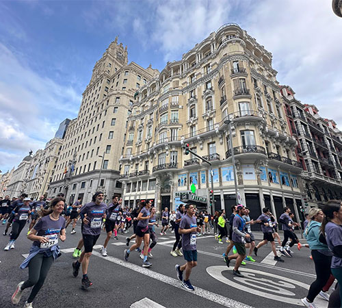 Sergio Salinero y Ainegue Del Olmo, ganadores de la  XIV Carrera Bomberos de Madrid DECIMAS