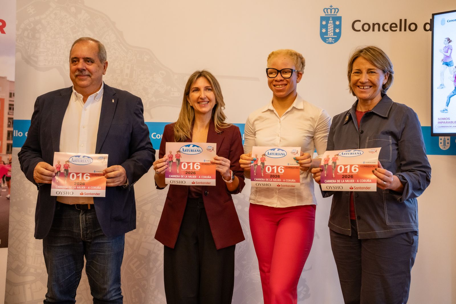 A Coruña se prepara para correr por el deporte femenino este domingo con una nueva edición de la Carrera de la Mujer Central Lechera Asturiana