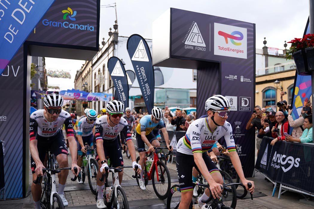 Tadej Pogacar protagoniza la TotalEnergies Gran Fondo Pico de las Nieves 2025