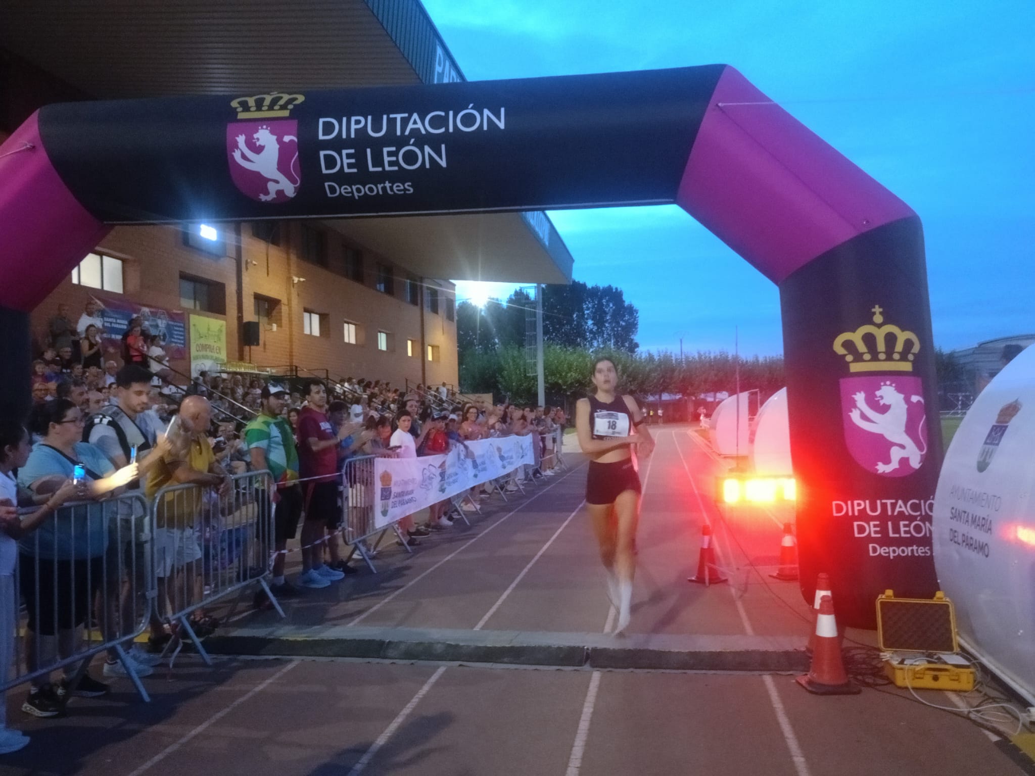 Felicidades a todos los participantes y enhorabuena a los premiados en la “XXIII LEGUA NOCTURNA” de Santa María del Páramo.