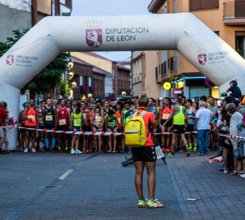 FELICIDADES A TODOS LOS PARTICIPANTES Y ENHORABUENA A LOS PREMIADOS EN LAS PRUEBAS DEL PASADO FIN DE SEMANA – XXI LEGUA NOCTURNA SANTA MARÍA DEL PÁRAMO