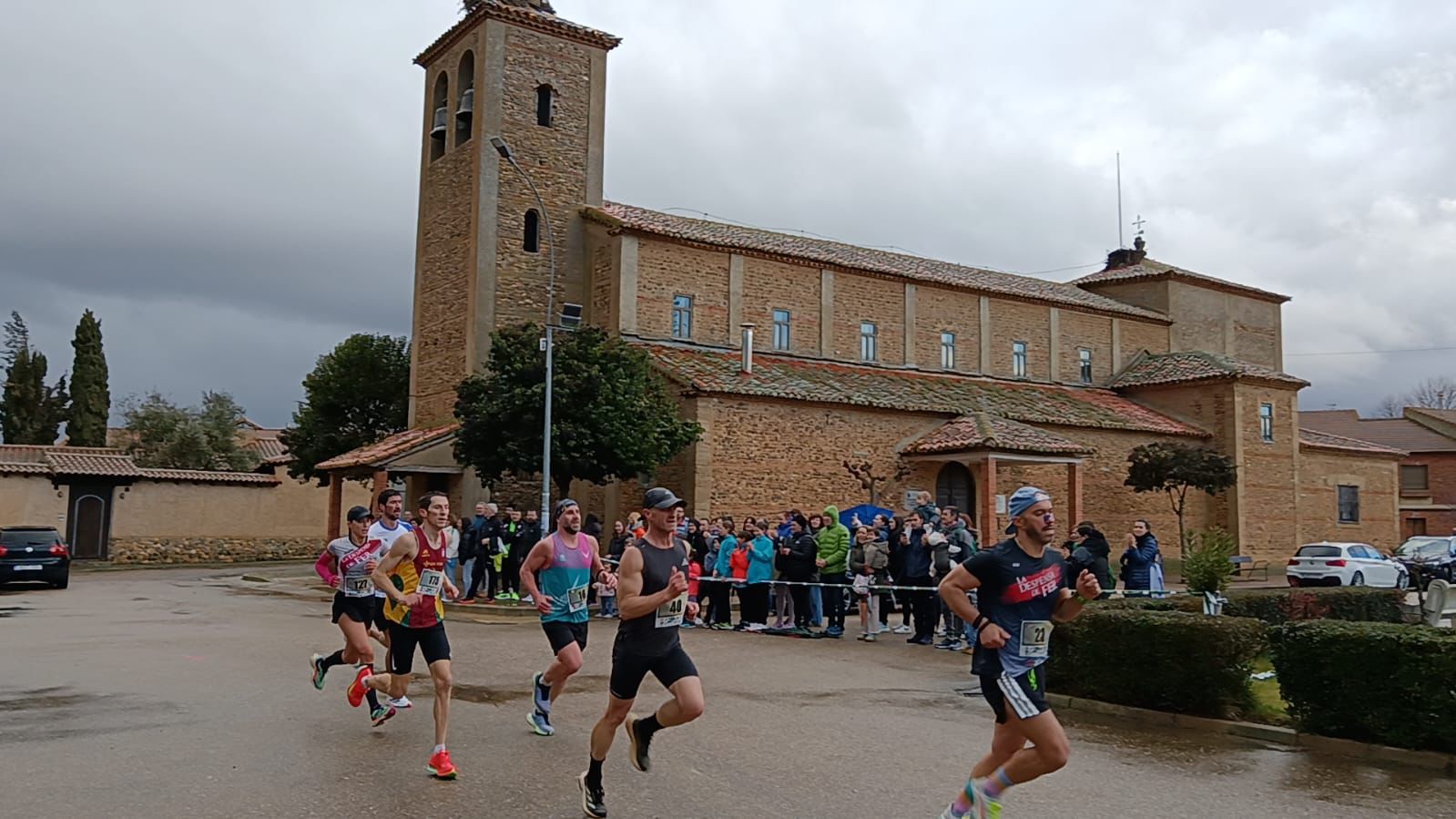 Felicidades a todos los participantes y enhorabuena a los premiados en la “X LEGUA DE VILLAMANDOS”