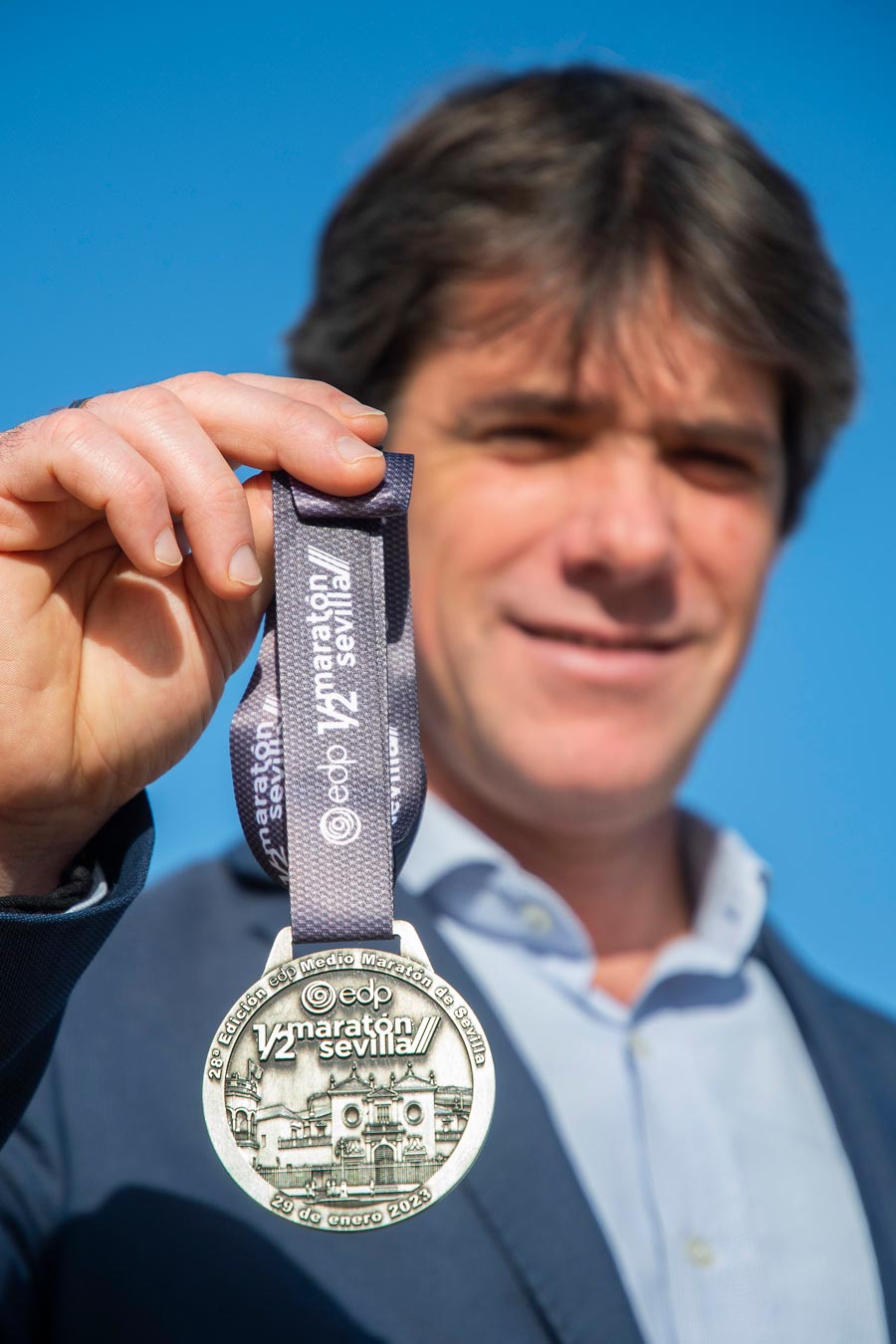 El EDP Medio Maratón de Sevilla presenta su medalla oficial para los ‘finishers’ 2023
