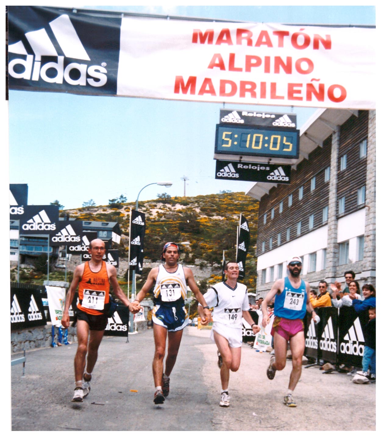 Cuando el Maratón Alpino Madrileño tenía su epicentro en el albergue Álvaro Iglesias de Navacerrada