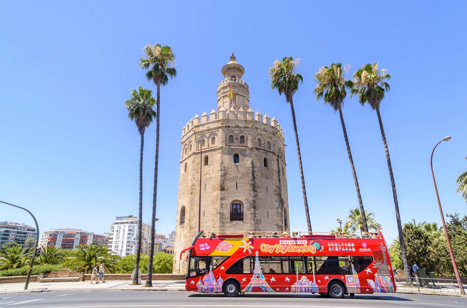 City Sightseeing Sevilla invita a los 20.000 corredores del Medio Maratón de Sevilla a conocer las mejores vistas de la ciudad
