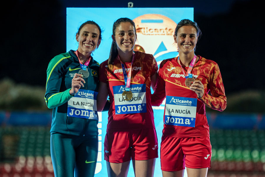 Medallas para Laura García-Caro y Malen Ruiz de Azua en el Campeonato Iberoamericano