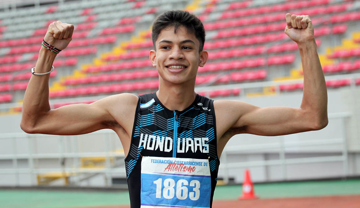 Josué Canales se proclama campeón centroamericano de 800 y 1.500 metros