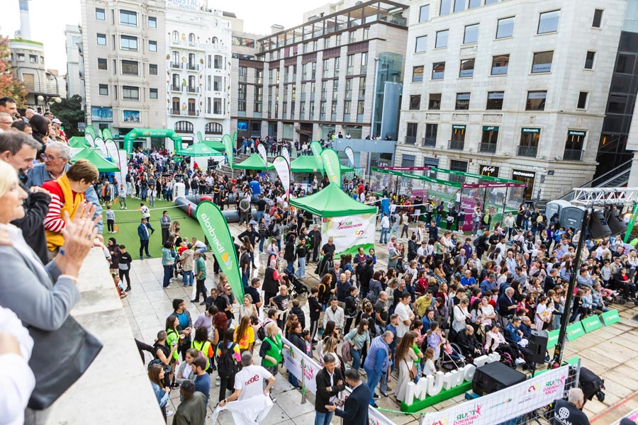 Tributo a los deportes autóctonos canarios en el Tour Universo Mujer