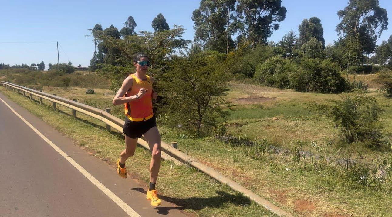 Rober Aláiz: “He preparado el maratón de Sevilla haciendo 30 kilómetros diarios a 25 grados en Kenia”